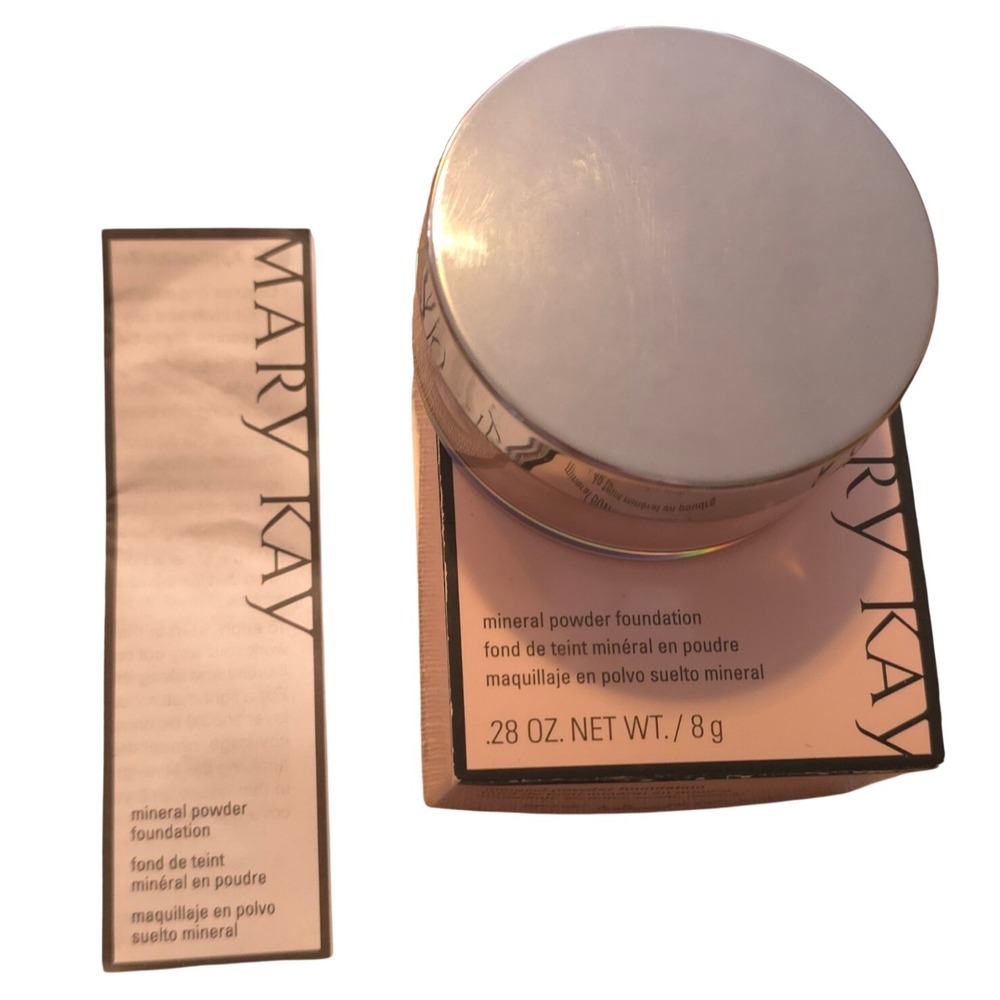 Mary Kay Mineral Powder Foundation Beige 1.5 Loose Powder .28 oz 8g Matte 040988